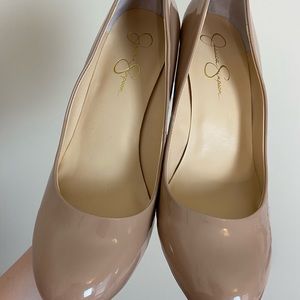 Jessica Simpson nude heels